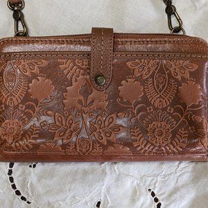 The Sak Iris Large Smartphone Crossbody Wallet